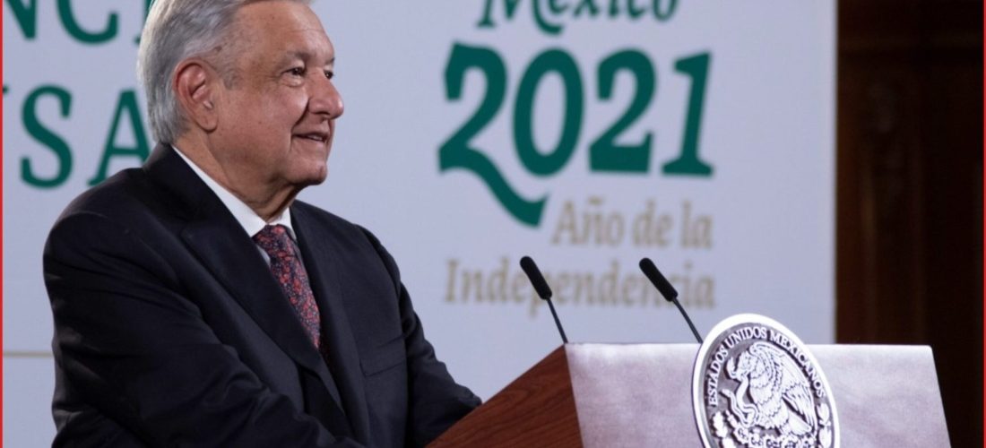 Desmiente López Obrador desaparición del programa Seguro Médico Siglo XXI