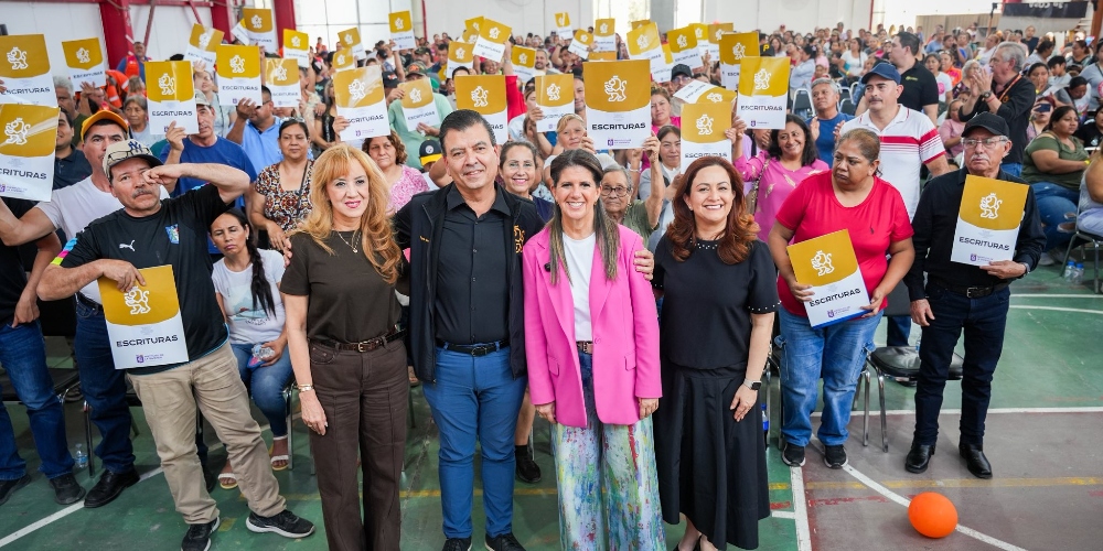 Martha Herrera destaca entrega de escrituras a más de 70 familias neolonesas