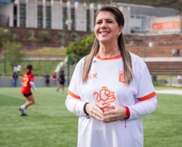 Martha Herrera impulsa deporte con causa para apoyar a niños con cáncer en Nuevo León