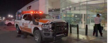 Un incendio en un cine de Juárez, Nuevo León, obligó a evacuar a los asistentes de manera segura y rápida.