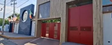 Un tiroteo en el Colegio María Montessori de Monclova desata una intensa movilización y pánico en la localidad.