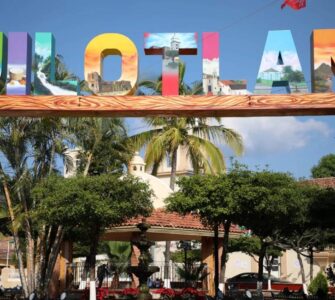 La Fiscalía de Jalisco entrega cuerpos y revela detalles sobre el asesinato de dos hombres en Jilotlán de los Dolores.