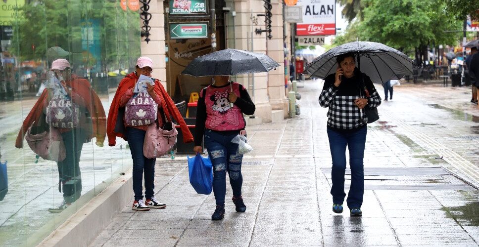 El clima inestable en Monterrey destaca el desafío para los eventos musicales del 8 de abril de 2026.