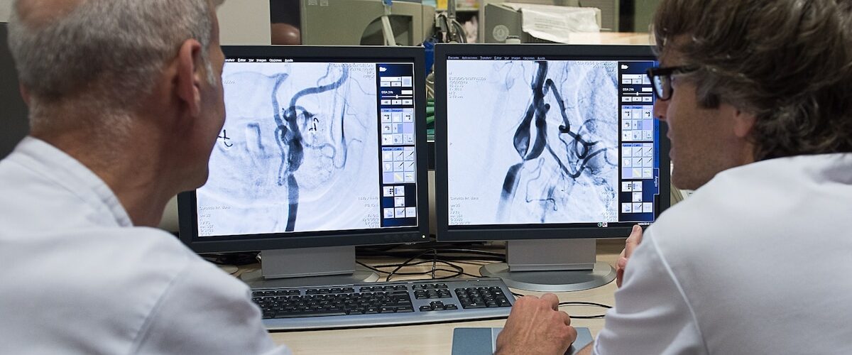 Un nuevo estudio demuestra que administrar un fármaco tras la trombectomía incrementa la recuperación de pacientes con ictus grave.