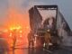 Un chofer de tráiler perdió la vida tras un grave accidente en Puebla-Orizaba, originado por un intento de asalto.