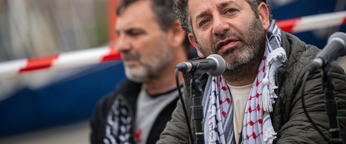 El Gobierno español toma acciones ante la retención de activistas de la Global Sumud Flotilla, incluyendo a Saif Abu Keshek.