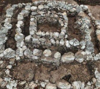 Hallazgos mayas continuan sorprendiéndonos en Yucatán durante las obras del Tren Maya, con estructuras antiguas reveladas.