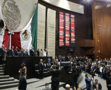 Aprueban en San Lázaro iniciativas para evitar narcocandidaturas y actualizan la legislación electoral en México.