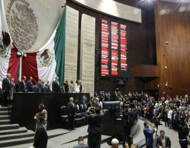 Aprueban en San Lázaro iniciativas para evitar narcocandidaturas y actualizan la legislación electoral en México.
