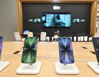Apple da un importante giro estratégico al permitir la elección de IA, rompiendo su modelo tradicional cerrado.