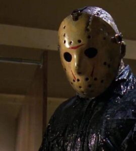 Descubre todos los detalles sobre Crystal Lake, la emocionante precuela de Viernes 13 que aterriza en Peacock.