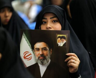 Las tensiones persisten en Irán por ambiciones nucleares, guerra en Líbano y sanciones que afectan su economía.