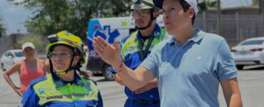 Después de cuatro días de trabajos intensos, 73 colonias en San Nicolás vuelven a tener suministro eléctrico después de los daños de la tormenta.