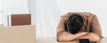 Un alarmante 65.8% de la población laboral en México no logra salir de la pobreza. Conoce las causas y datos relevantes.