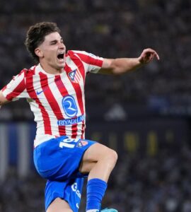 El PSG hace una tentadora oferta al Atlético de Madrid por Julián Álvarez, con un salario impresionante para el jugador.