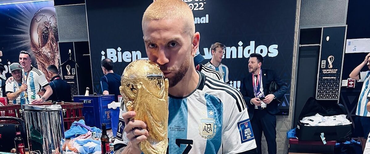 A pesar de su silencio mediático, Papu Gómez sigue siendo un referente del fútbol argentino tras el Mundial.