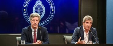 El Gobierno argentino detalla su plan para impulsar sectores económicos rezagados mediante un modelo de crecimiento inclusivo.