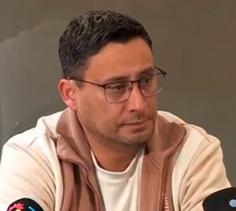 El padre de Agostina Vega explica la falta de investigación inicial sobre Barrelier en busca de un sospechoso específico.