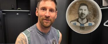 Descubre la historia del homenaje que Messi y la Selección recibieron después de ganar el Mundial de Qatar 2022.