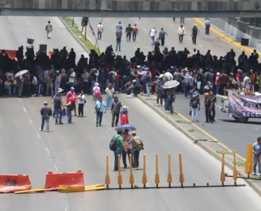 Los restauranteros de la CDMX alertan sobre las consecuencias de la CNTE en sus negocios y piden atención urgente.