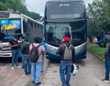 Maestros de Guerrero, Morelos e Hidalgo llegan a la CDMX para fortalecer la CNTE en la inauguración del Mundial.