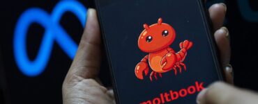 Descubre Moltbook, la primera red social exclusiva de robots, donde los humanos solo son observadores.