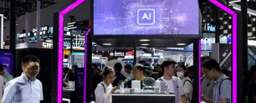 La ONU advierte que la inteligencia artificial multiplicará el uso de energía y agua para 2030, instando a las empresas a actuar.