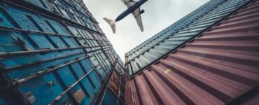 La prolongación de la revisión del T-MEC podría desestabilizar el comercio en México, generando preocupaciones en Norteamérica.