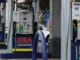 El precio de la gasolina en Estados Unidos sube por primera vez desde mayo debido a la crisis en el mercado del petróleo.