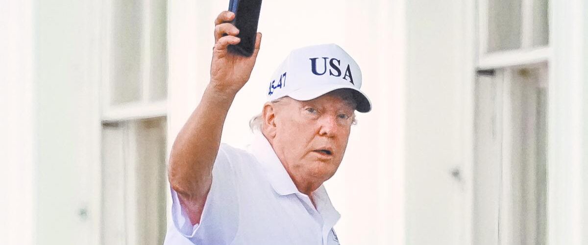 La amenaza de Trump con un arancel del 100% impacta a Europa tras nuevo acuerdo comercial sobre servicios digitales.