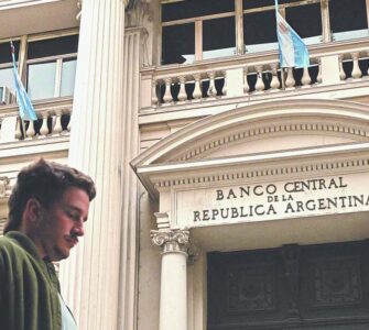 La reforma impulsada por Milei busca garantizar la estabilidad monetaria y finalizar el financiamiento del déficit fiscal.