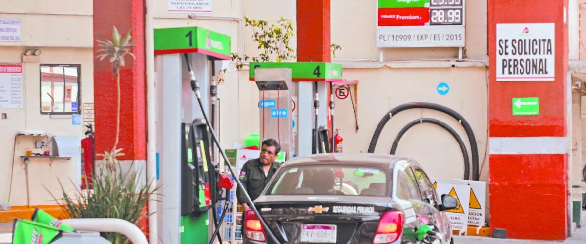 Los nuevos estímulos fiscales para gasolina Magna y diésel impactan el mercado energético y la economía actual.