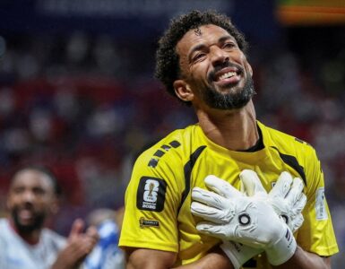 Descubre cómo Vozinha, el arquero de Cabo Verde, sorprendió a grandes selecciones y su futuro en el fútbol.