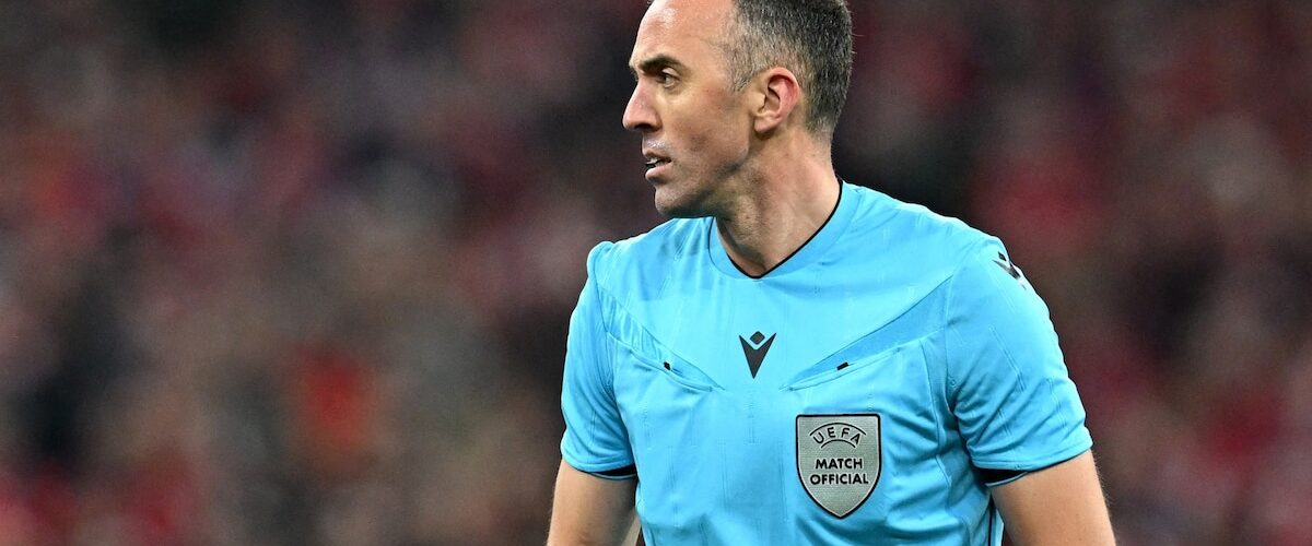 João Pedro da Silva Pinheiro será el árbitro del crucial partido Argentina-Suiza en cuartos de final, generando controversia.