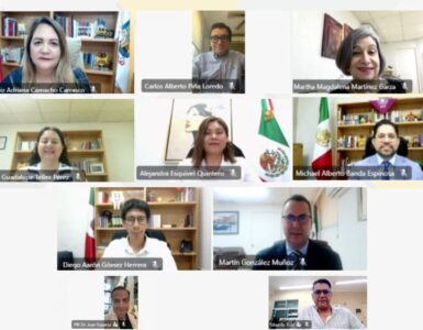 El IEEPCNL renuncia a la competencia en casos de denuncias contra un senador y un funcionario municipal, generando controversia.