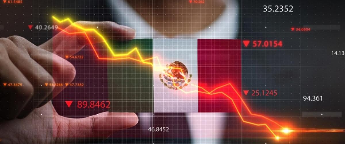 La economía mexicana se contrae, afectando el panorama de la industria musical y cultural en el país.