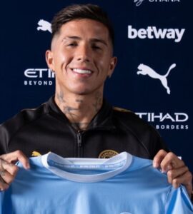 Descubre la sorprendente respuesta de Erling Haaland al enterarse del fichaje de Enzo Fernández por el Manchester City.