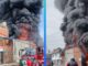 Un incendio en una bodega recicladora de Iztapalapa llevó a la evacuación de 150 personas sin heridos.