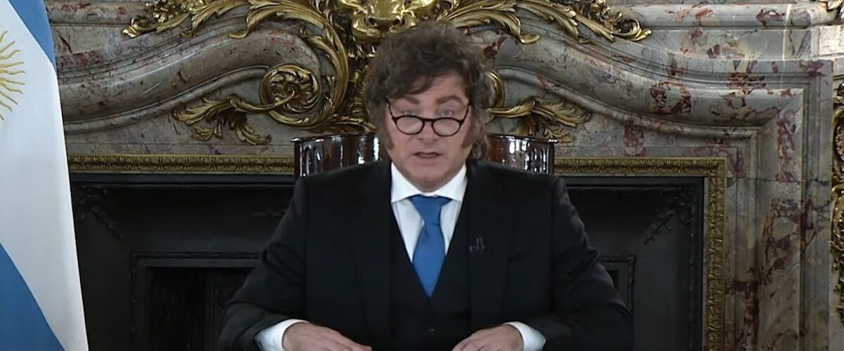 El presidente Milei anunció medidas enérgicas para resguardar la soberanía argentina en Malvinas durante su discurso nacional.