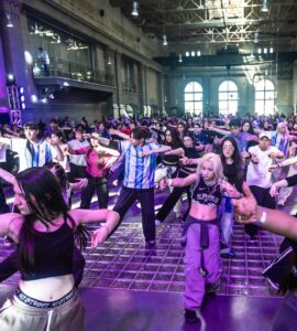 Descubre cómo Back Koo Young está transformando el K-pop y conectando culturas a través de coreografías virales.