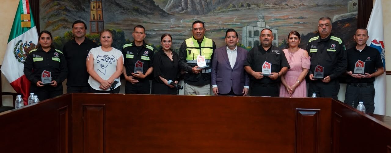 En el Día Nacional de Protección Civil, Santa Catarina celebra a sus embajadores municipales por su compromiso y dedicación.