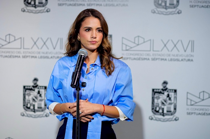Lorena de la Garza llama al Gobierno de Nuevo León a regularizar deudas y nombrar urgentemente un Tesorero.