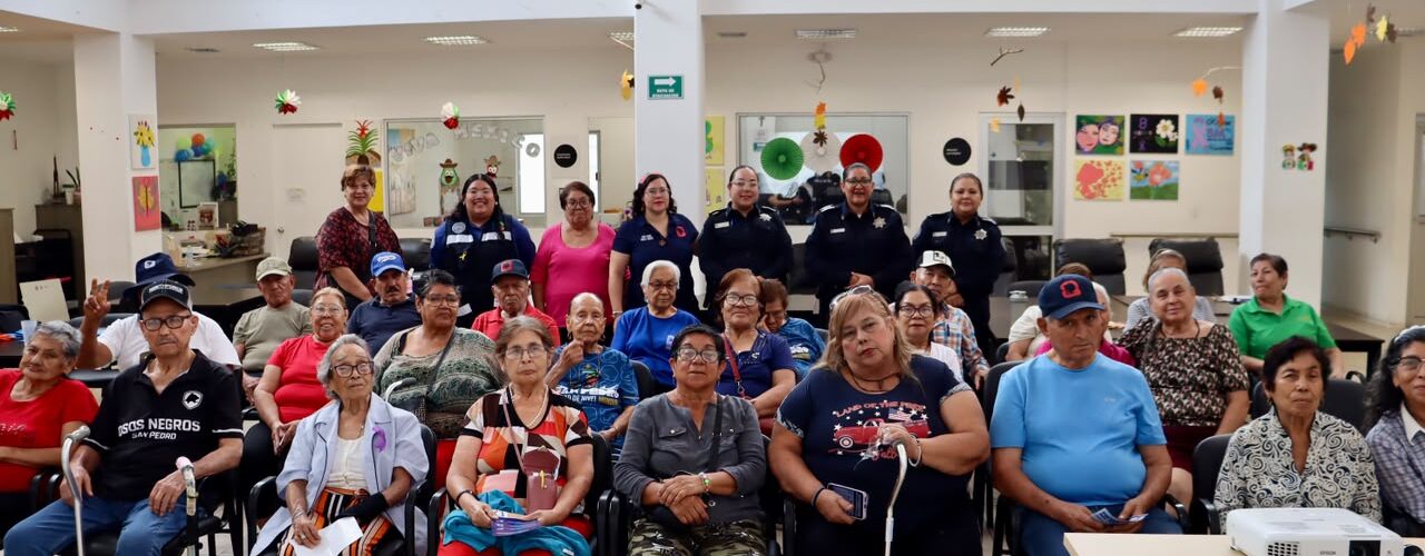 Las pláticas en San Pedro buscan prevenir fraudes y extorsiones telefónicas, brindando herramientas útiles a los mayores.