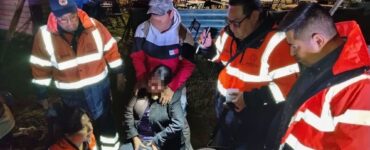 Gradas del jaripeo en Xochimilco colapsan; cuerpos de emergencia brindan apoyo a los heridos en San Francisco Tlalnepantla.