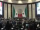 Recientemente se aprobó la tipificación del reclutamiento forzado en México, imponiendo penas de prisión y multas significativas.