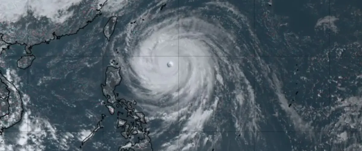 El potente supertifón Champi de categoría 5 genera alertas en Filipinas y Taiwán, impactando la región de forma crítica.